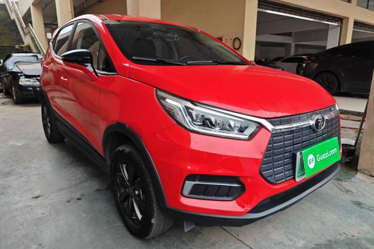 Used BYD Yuan New Energy 2019 EV535 Smart Connect Trendsetting Model Front Right 45 Deg