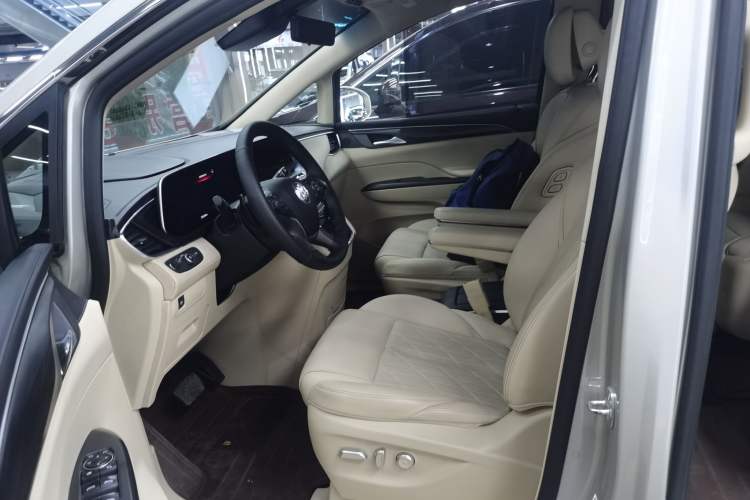 Used Buick GL8 2022 ES Land Cruiser 653T Luxury Model Left Front Seat