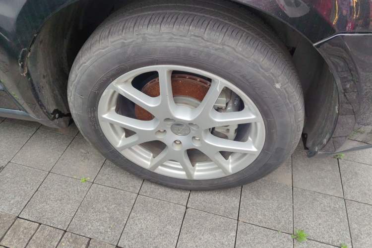 Used Dodge Journey 2013 2.4L Two-Wheel Drive Luxury Version