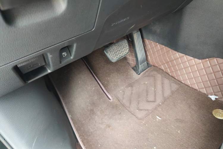 Used Toyota Highlander 2023 2.5L Smart Electric Hybrid Dual-Drive Elite Version 7 Seats
