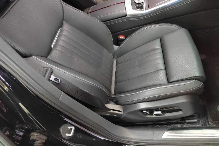 Used Hongqi H9 2023 2.0T Smart Connect Flagship Edition