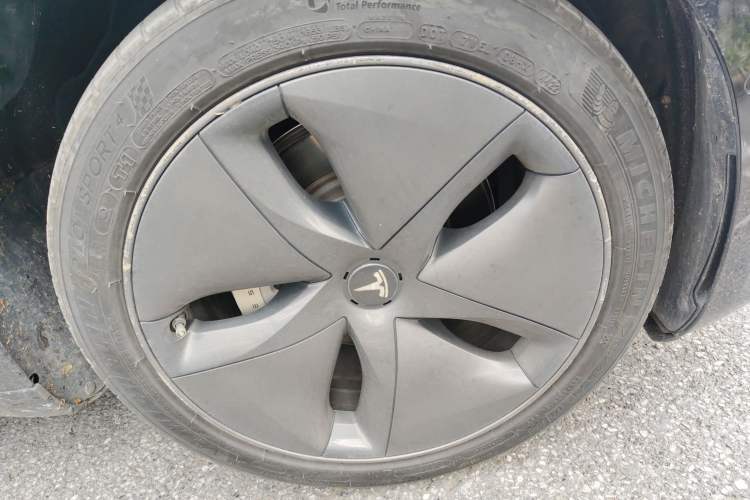 Used Tesla Model 3 2020 Revised Version Standard Range Rear-Wheel Drive – Upgraded Edition
