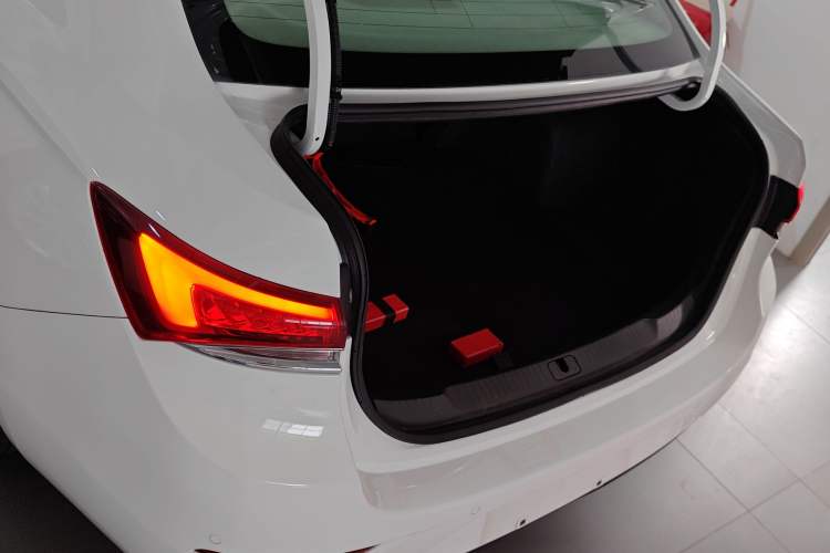 Used Buick GT 2021 Exemplar 1.5L Automatic Elite Version Trunk