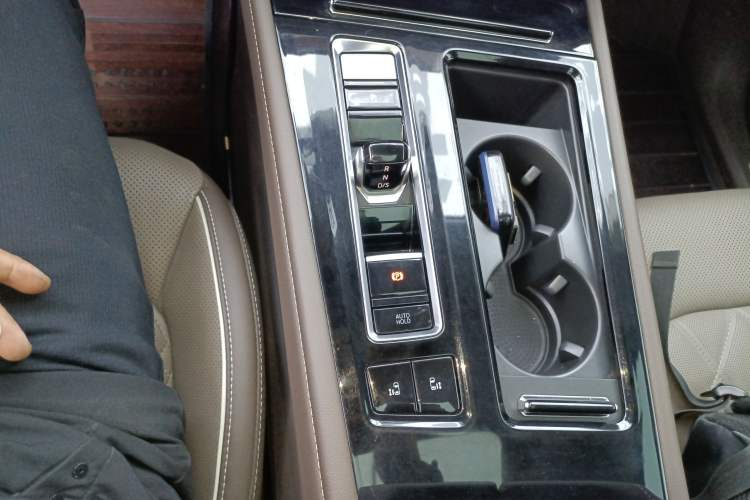 Used Volkswagen Viloran 2022 380TSI Flagship Edition Gear Lever