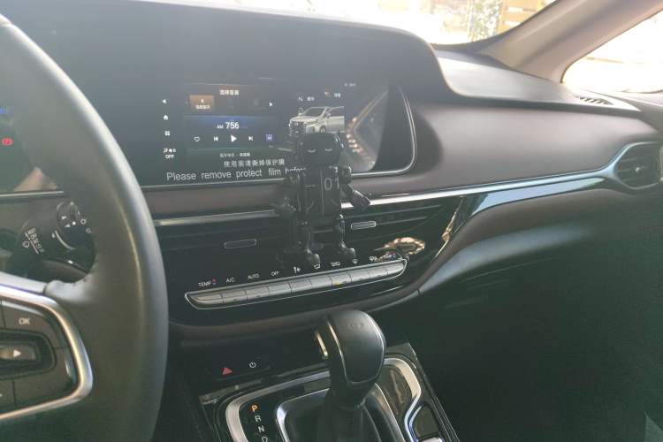 Used GAC Trumpchi M6 2023 PRO 270T DCT Luxury Edition
