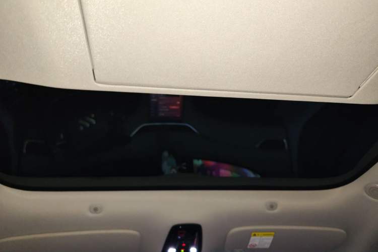 Used IM LS6 2023 Max Standard Edition Headliner