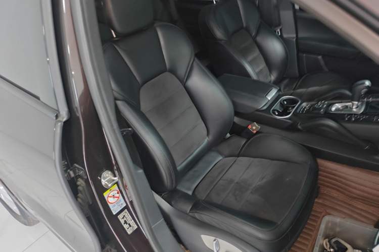 Used Porsche Cayenne 2016 Cayenne Platinum Edition 3.0T
