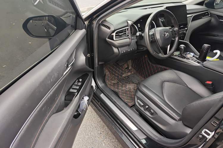 Used Toyota Camry 2021 2.0G Luxury Edition