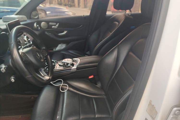 Used Mercedes-Benz GLC 2017 GLC 260 4MATIC Dynamic Edition