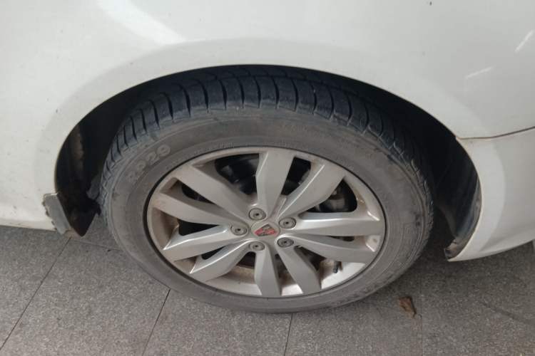 Used Roewe 350 2015 1.5L Automatic Luxury Sunroof Edition Right Front Wheel Hub