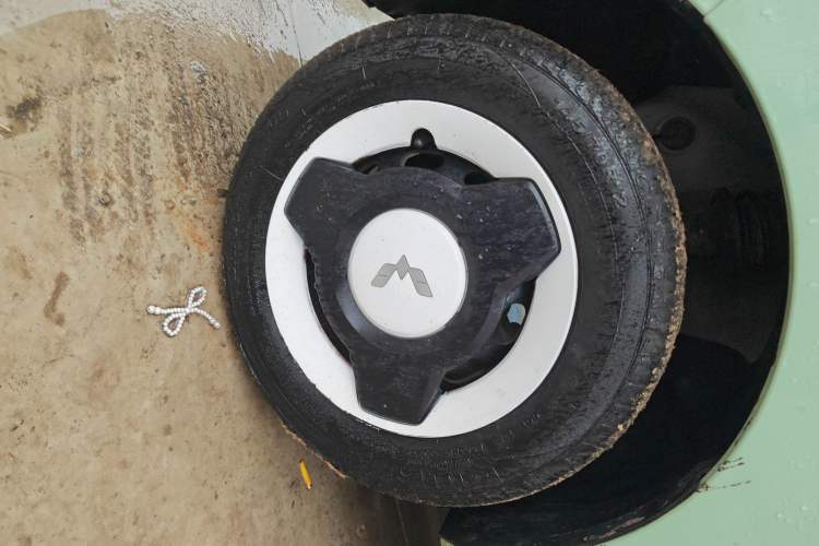 Used Wuling Hongguang MINIEV 2021 Macaron Sandwich Model 120 km Lithium Iron Phosphate