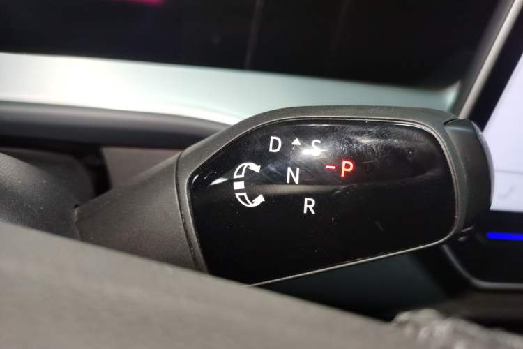 Used Volkswagen Teramont 2025 Tiguan Pro 450TSI Four-Wheel Drive Summit Edition
