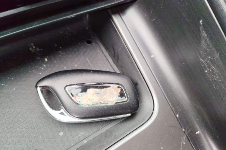 Used Roewe D5X DMH 2024 135 Tech Edition
