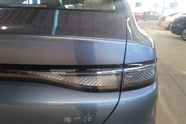 Used BYD Seal 05 DM-i 2026 DM-i 128KM Luxury Edition Exterior 3