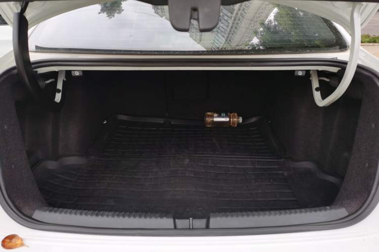 Used Volkswagen Sagitar 2015 1.6L Automatic Comfort Model