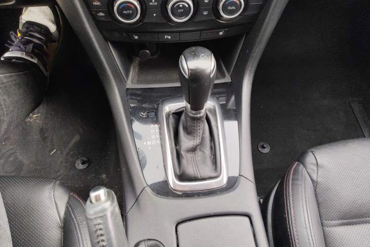 Used Mazda Atenza 2014 2.5L Blue Sky Prestige Edition Gear Lever