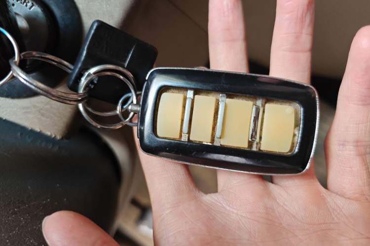 Used Jinbei Grace 2010 2.0L Ruixiang Luxury Version (Short Wheelbase) 1TR Vehicle Key