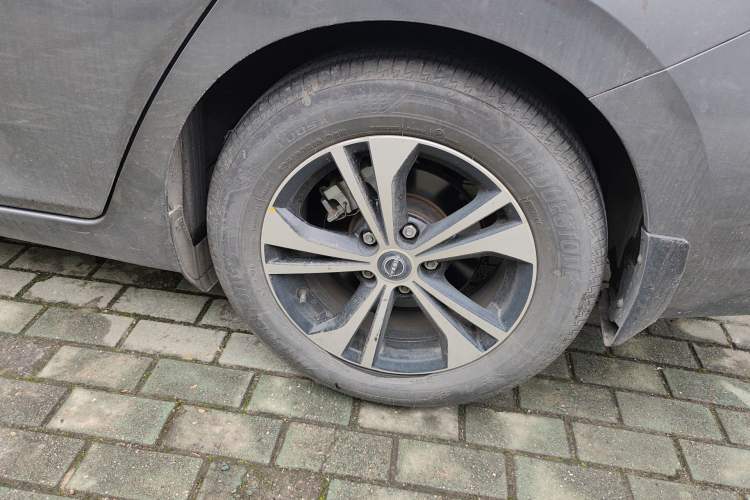 Used Nissan Sylphy 2023 1.6L CVT Enjoyment Edition Right Front Wheel Hub