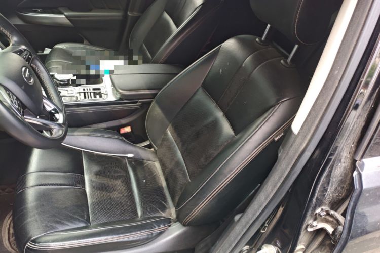 Used GAC Trumpchi GS8 2020 390T Two-Wheel Drive Luxury Smart Connectivity Version (7 Seats)