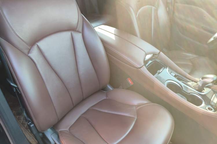 Used Buick Envision 2018 28T Four-Wheel Drive Elite Version