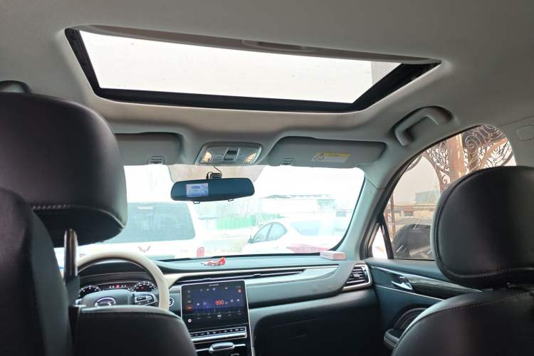 Used GAC Trumpchi GS5 2019 270T Automatic Luxury Edition Headliner