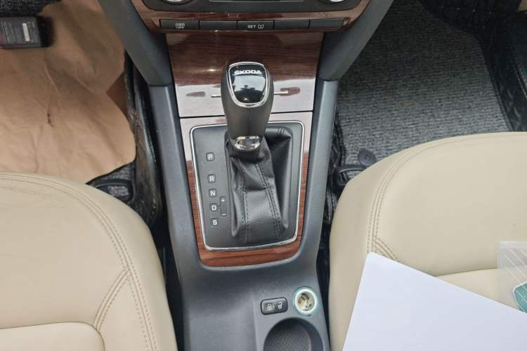 Used Skoda Octavia 2014 1.6L Automatic Yijun Edition
