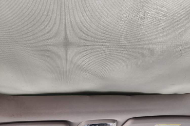 Used Volvo V40 2015 1.6T Zhiyi Edition
