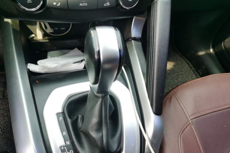 Used Renault Kadjar 2017 2.0L Two-Wheel Drive Comfort Edition