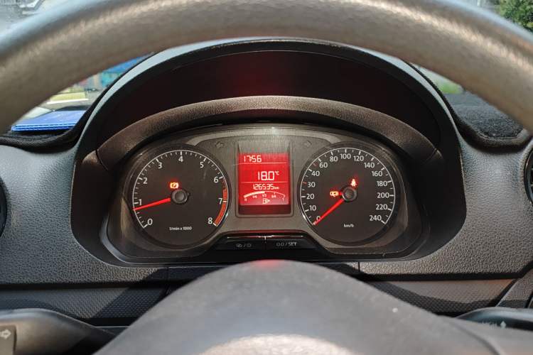 Used Volkswagen Jetta 2015 1.4L Manual Fashion Model Instrument Cluster