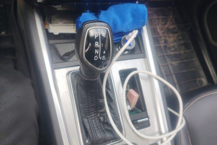 Used Geely Auto Vision X6 2016 1.3T CVT Flagship Model Gear Lever