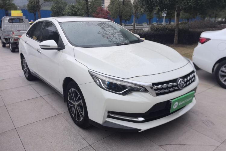 Used Venucia D60 2019 1.6L XL CVT Smart Connect Elite Edition