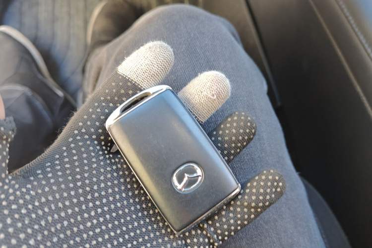 Used Mazda 3 Axela 2022 2.0L Automatic Zhiqing Edition Vehicle Key