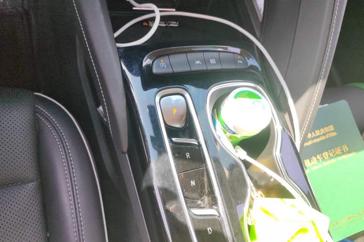 Used Buick Envision 2023 Encore Plus 652T Five-Seat Luxury Model Gear Lever