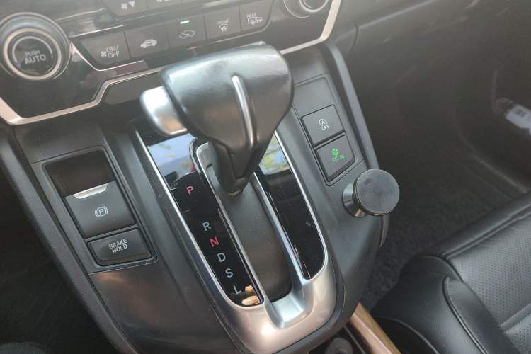 Used Honda CR-V 2017 240TURBO CVT Front-Wheel Drive Fashion Edition Gear Lever