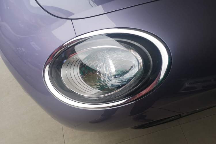 Used ORA Lightning Cat 2022 555 km Luxury Edition Left Front Headlight