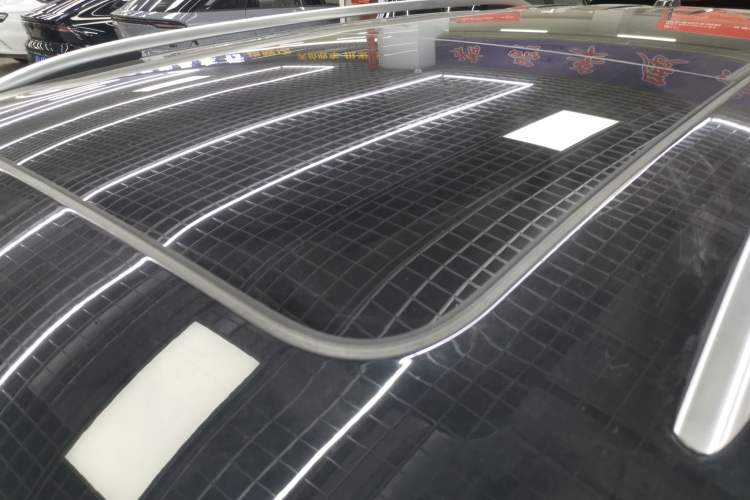 Used Volkswagen Tiguan L 2023 Restyled 330TSI Automatic Two-Wheel Drive R-Line Enhanced Comfort Version
