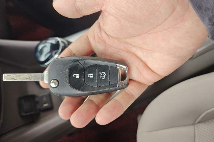 Used Chevrolet Cruze 2015 1.5L Automatic Fashion Navigation Edition
