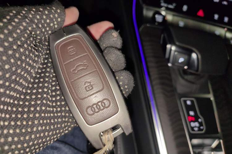 Used Audi A6L 2025 Restyled 45 TFSI quattro Prestige Dynamic Edition Vehicle Key