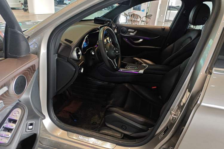 Used Mercedes-Benz GLC 2020 GLC 300 L 4MATIC Dynamic Edition Left Front Seat