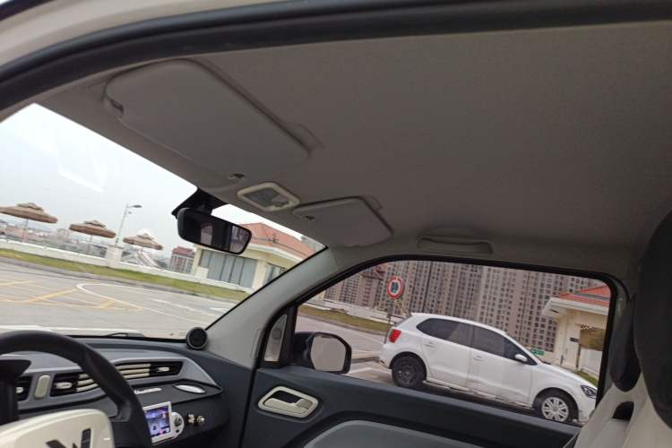 Used Wuling Hongguang MINIEV 2022 Macaron Premium Model – Lithium Iron Phosphate Headliner