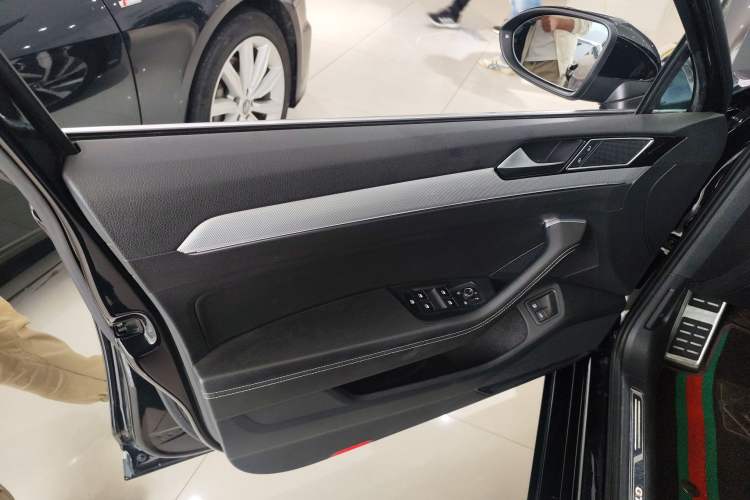 Used Volkswagen Magotan GTE Plug-in Hybrid 2022 GTE Luxury Model