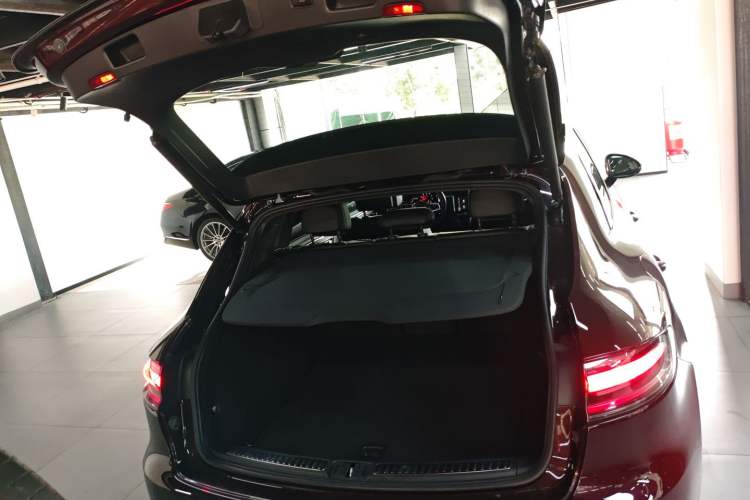 Used Porsche Macan 2018 Macan 2.0T