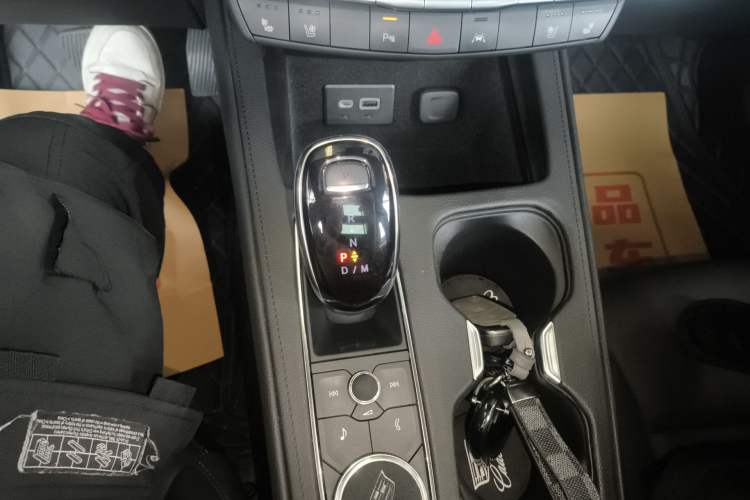 Used Cadillac XT4 2022 28T Two-Wheel Drive Prestige Version
