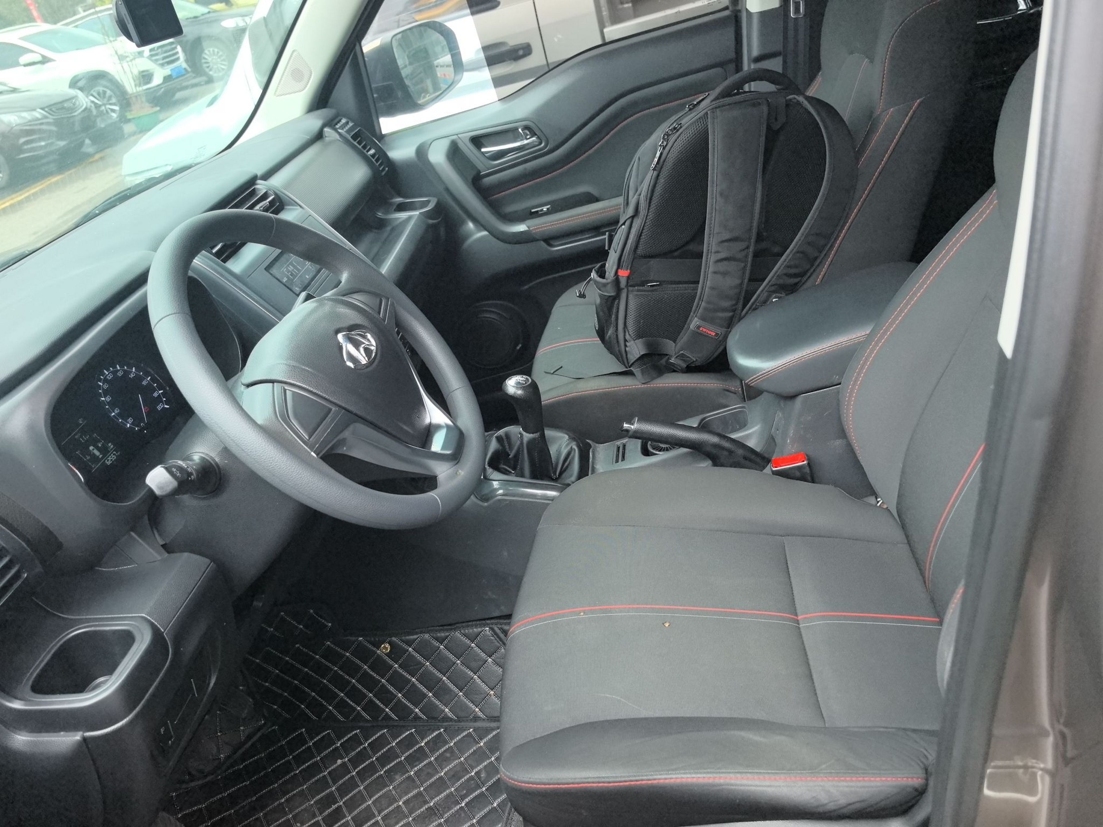 Interior delantero