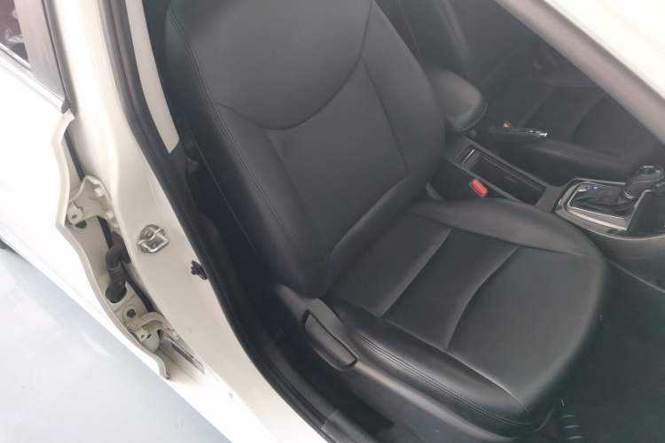 Used Hyundai Elantra (5th Generation / Langdong) 2012 1.6L Automatic Leading Model Right Front Seat