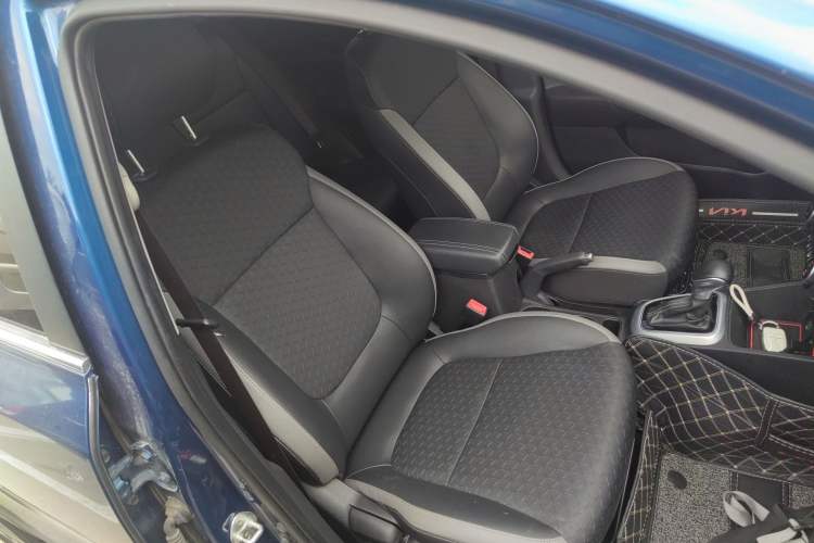 Used Kia kx1 Stonic 2019 1.4L Automatic Fun Edition China V Standard