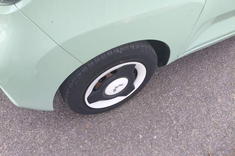 Used Wuling Hongguang MINIEV 2021 Macaron Premium Model – Lithium Iron Phosphate