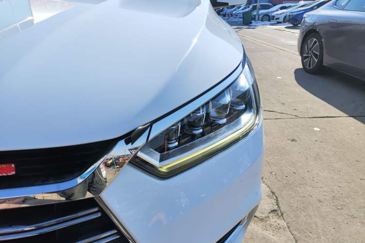 Used BYD Song New Energy 2019 Song DM 1.5TID Smart Connect Premium Model
