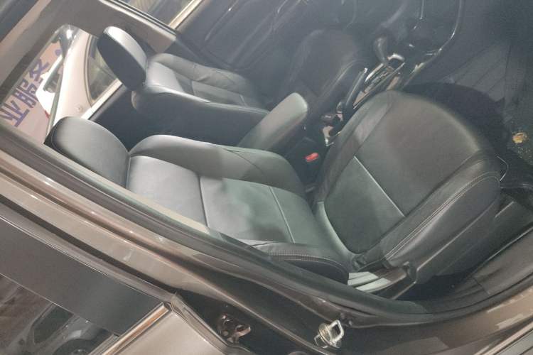 Used Mitsubishi Outlander 2016 2.4L 4x4 Luxury Edition 7-Seater