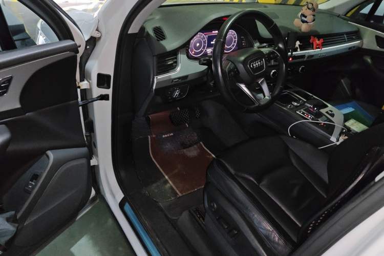 Used Audi Q7 2016 40 TFSI Comfort Model